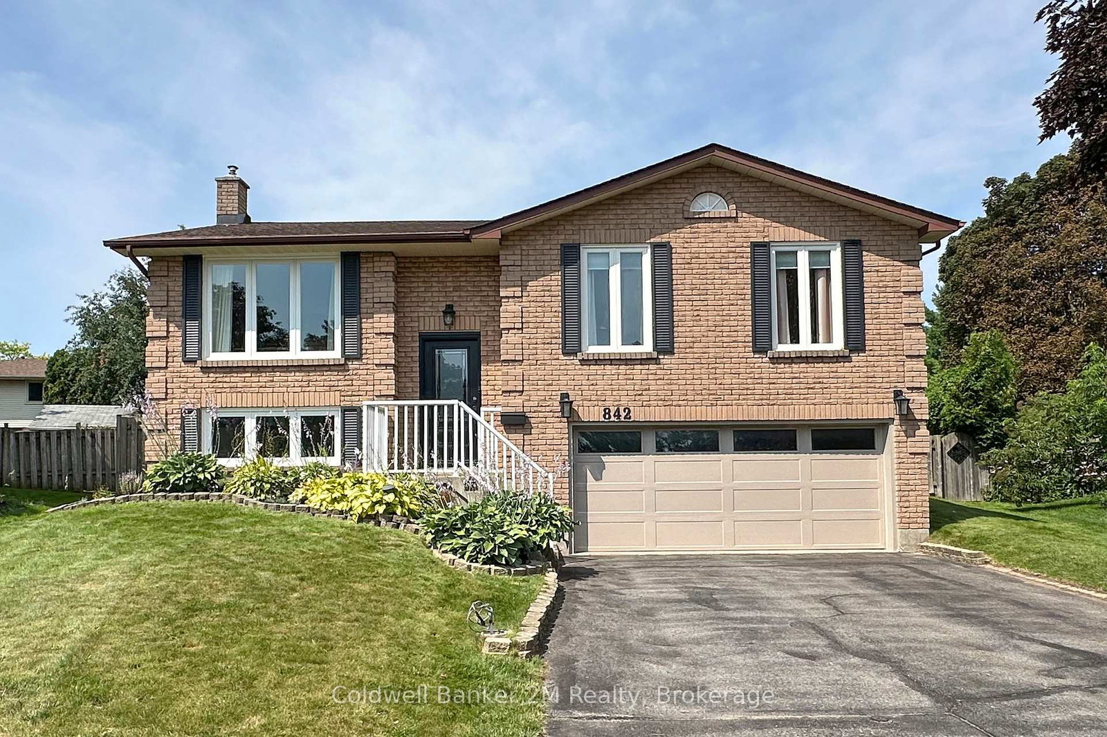 842-saint-anne-court-oshawa-ontario-e13718416