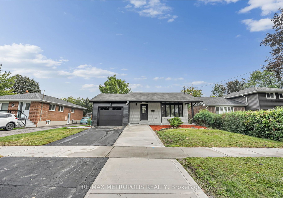 205-clemence-avenue-whitby-ontario-e13719460