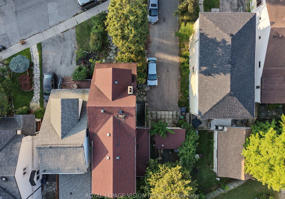 9-east-road-toronto-scarborough-ontario-e13720126