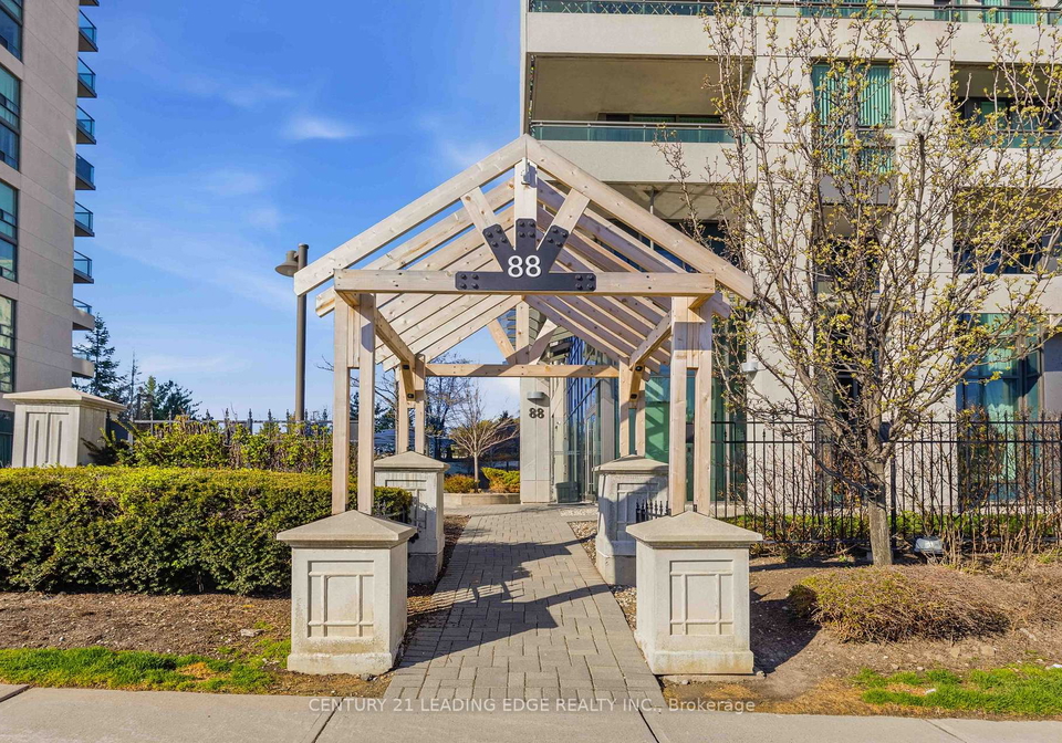 88-grangeway-avenue-toronto-scarborough-ontario-e13720620