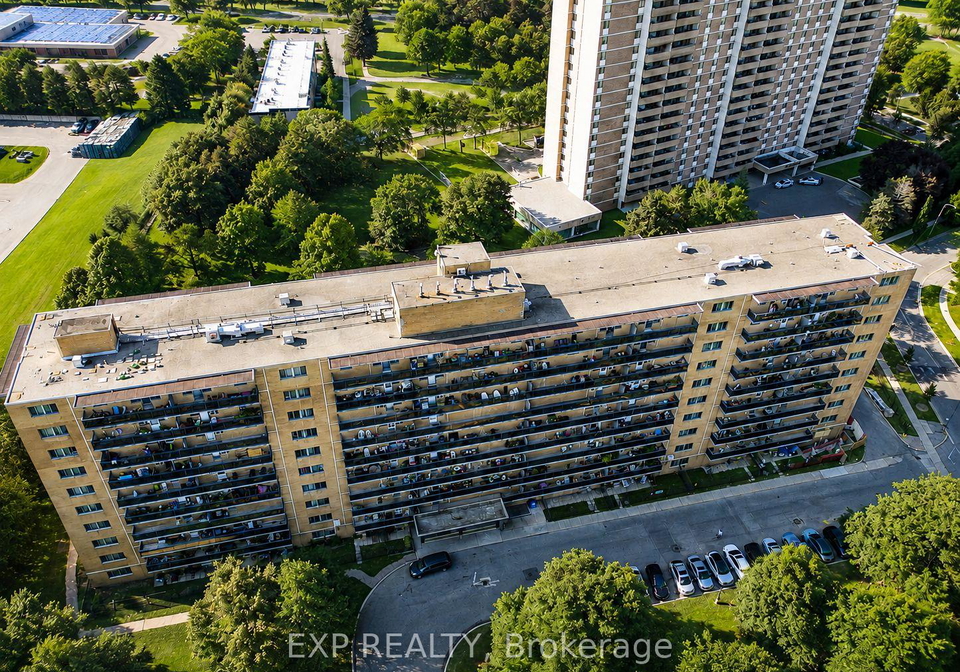 100-dundalk-drive-toronto-scarborough-ontario-e13721000
