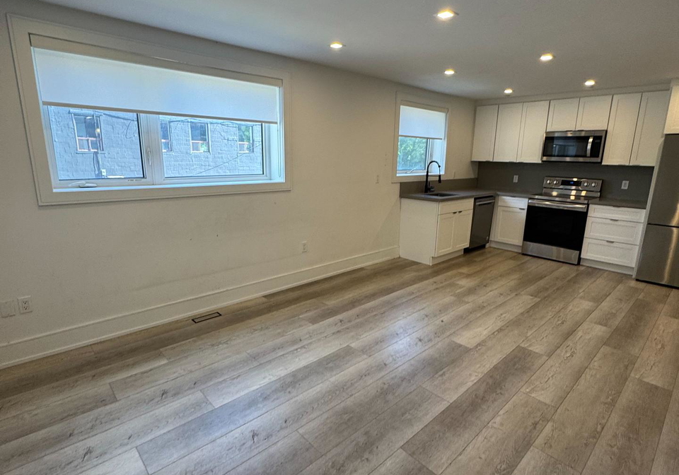 200-munro-street-toronto-toronto-ontario-e13721534