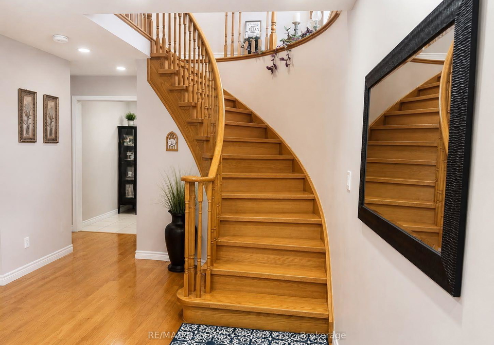 57-treen-crescent-whitby-ontario-e13721688