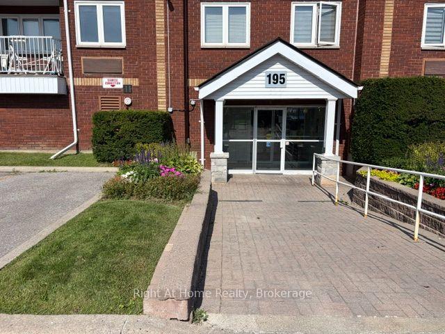 195-lake-driveway-w-ajax-ontario-e13721786