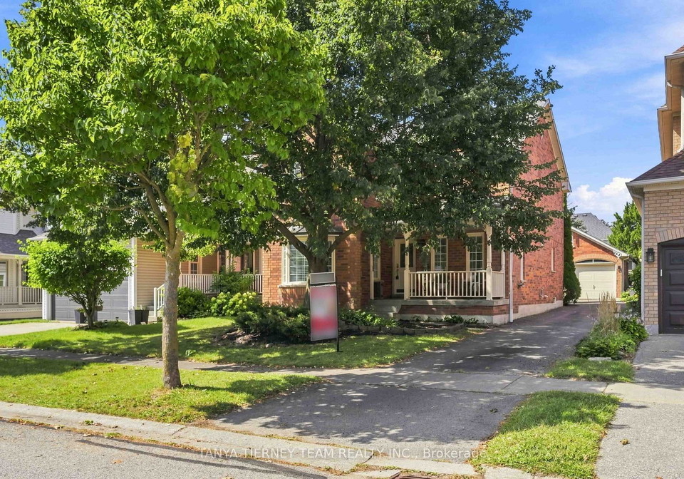 36-zachary-place-whitby-ontario-e13722528