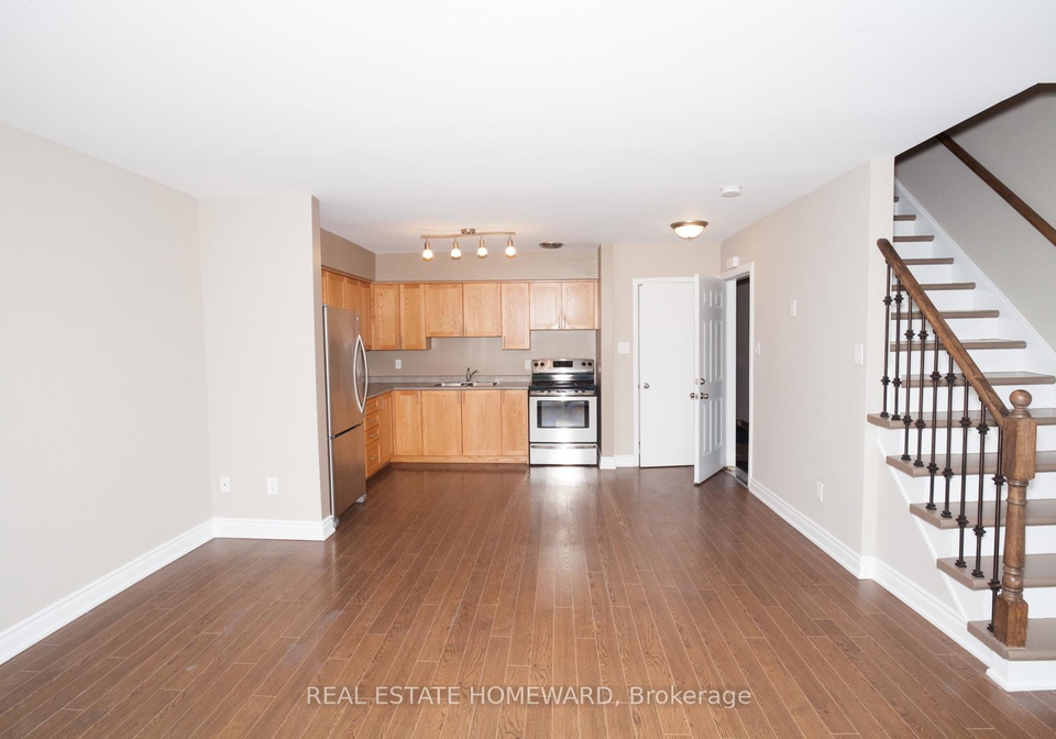 b920-pape-avenue-toronto-east-york-ontario-e13722588