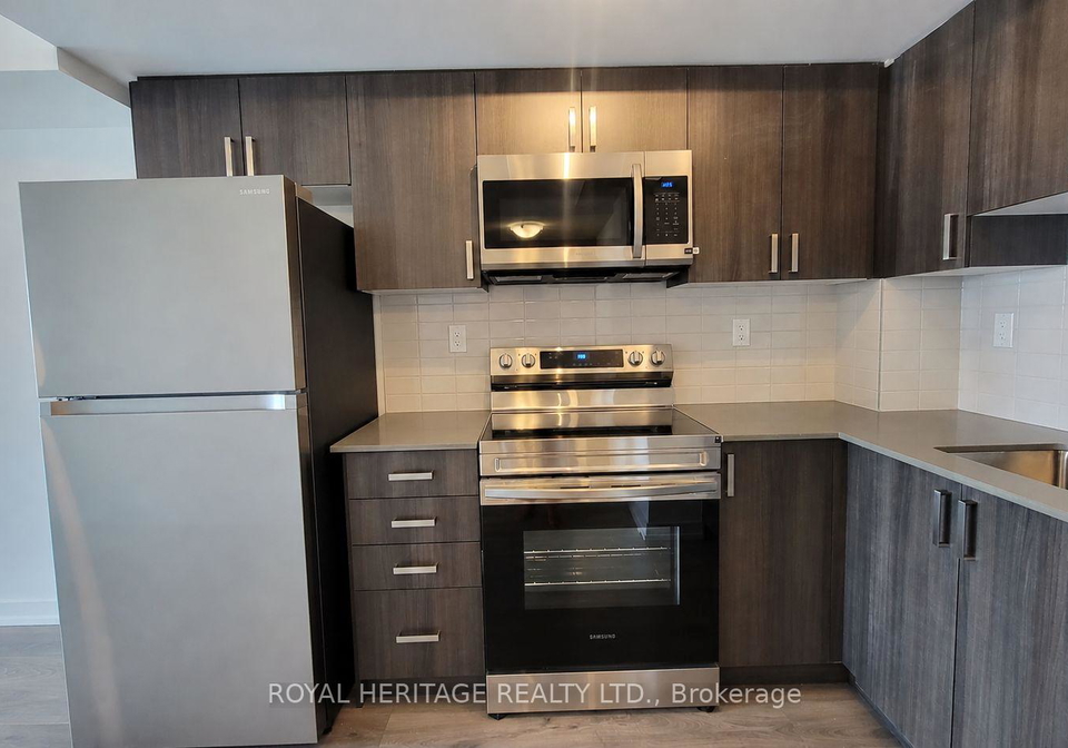 1435-celebration-drive-pickering-ontario-e13723018