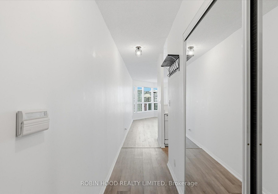 11-lee-centre-drive-toronto-scarborough-ontario-e13723982