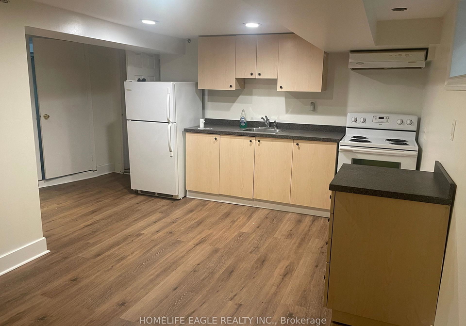 1277-broadview-avenue-toronto-east-york-ontario-e13724320