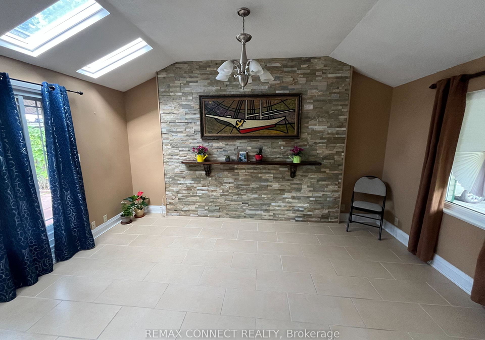 2-hapley-drive-toronto-scarborough-ontario-e13724328