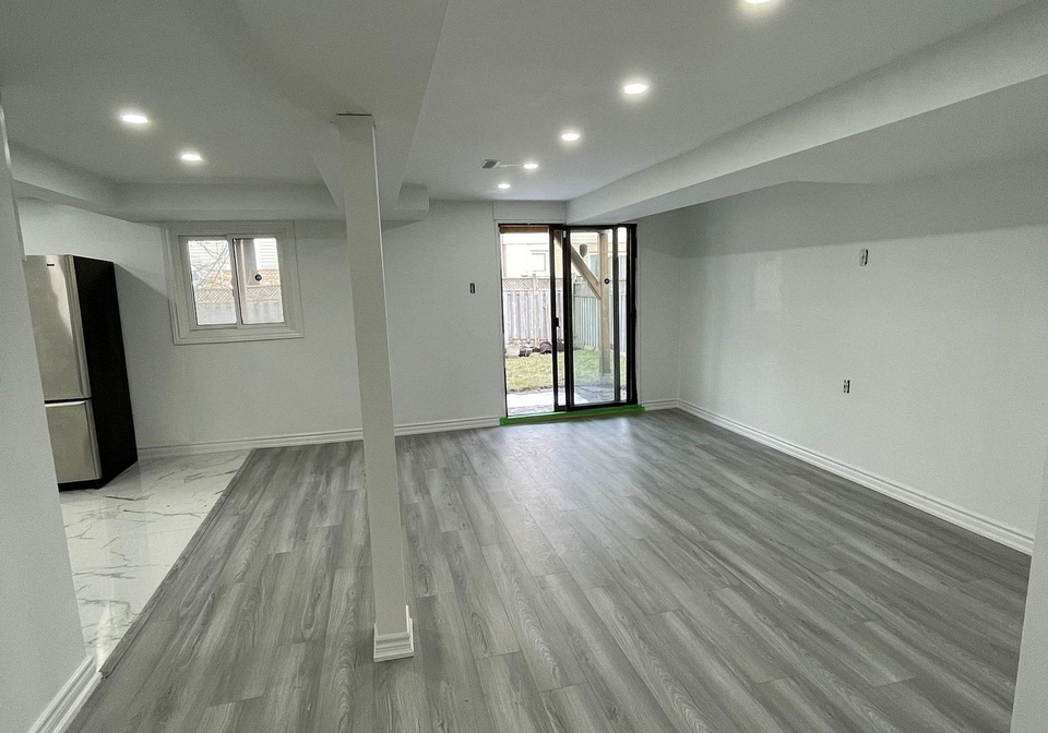 5-wicks-drive-ajax-ontario-e13724368