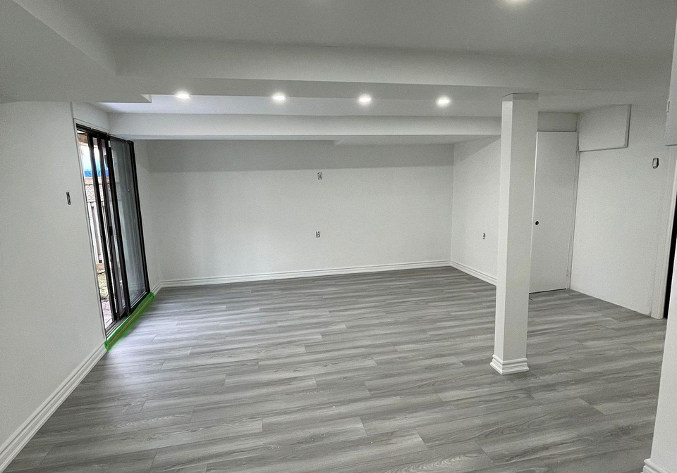 5-wicks-drive-ajax-ontario-e13724368