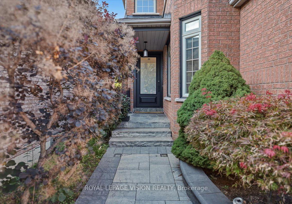 106-copley-street-pickering-ontario-e13724456