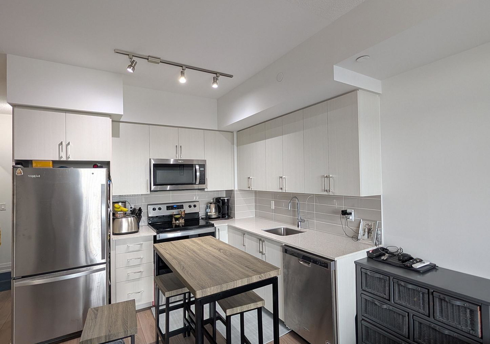 3121-sheppard-avenue-e-toronto-scarborough-ontario-e13724534