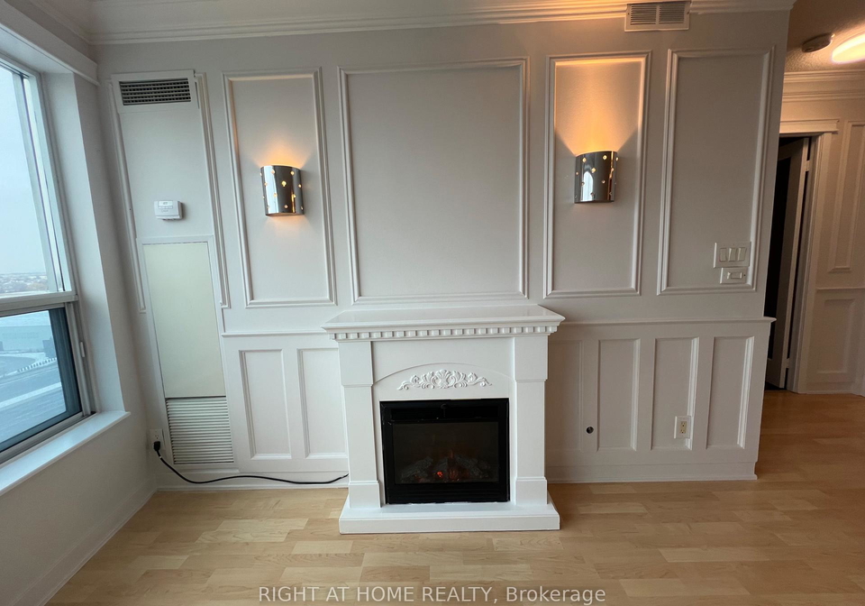 36-lee-centre-drive-toronto-scarborough-ontario-e13724728