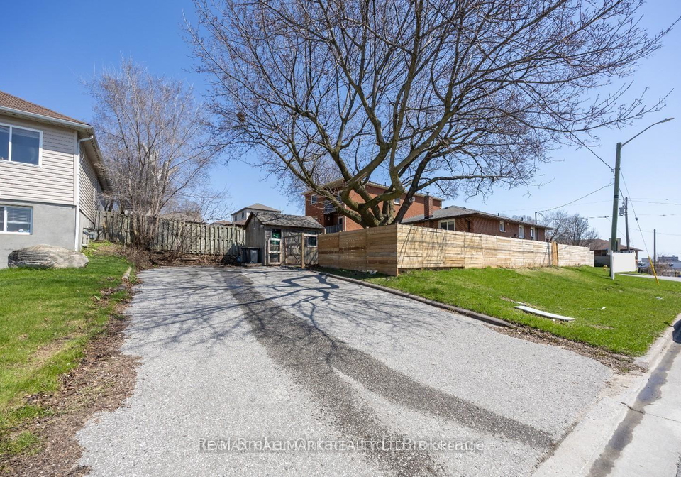 324-college-avenue-oshawa-ontario-e13724906