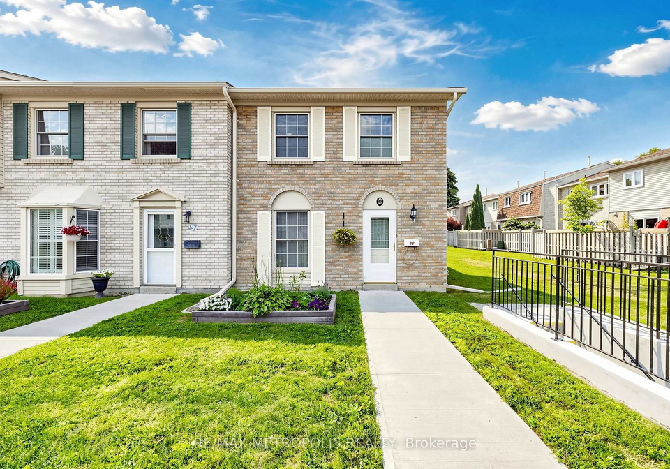 580-eyer-drive-pickering-ontario-e13724920