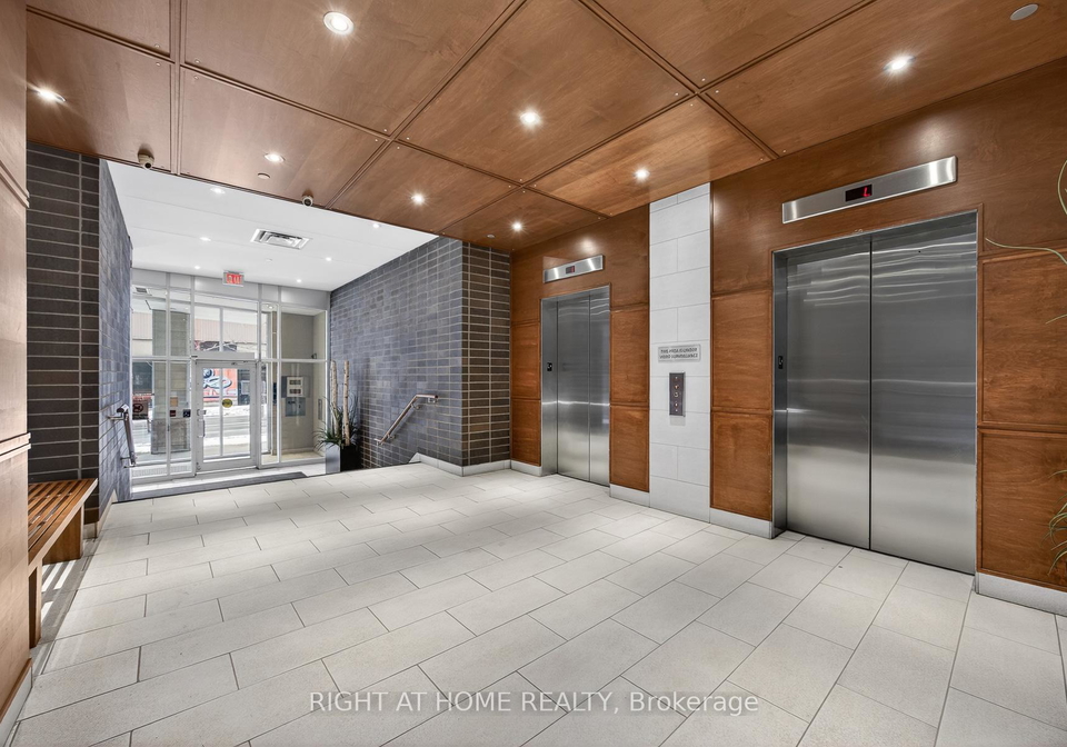 44-bond-street-w-oshawa-ontario-e13724956