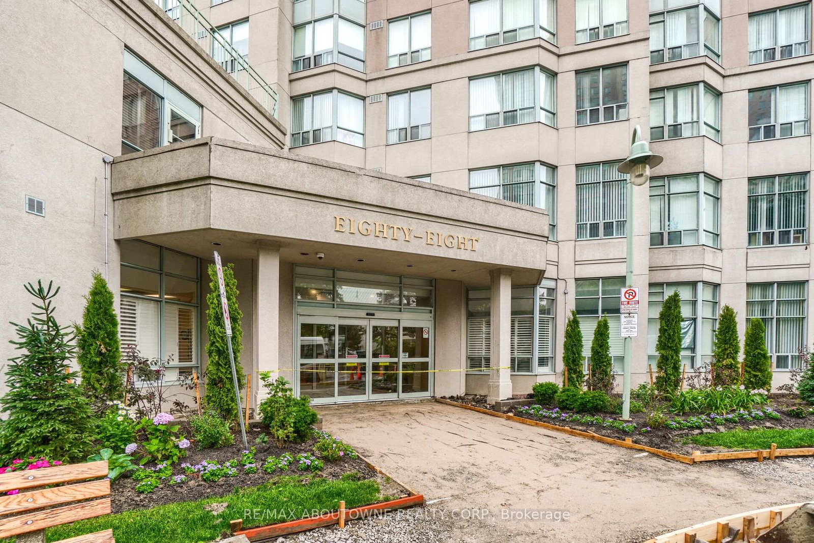 88-corporate-drive-toronto-scarborough-ontario-e13725320