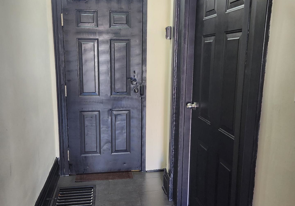 256-woodbine-avenue-toronto-toronto-ontario-e13725718