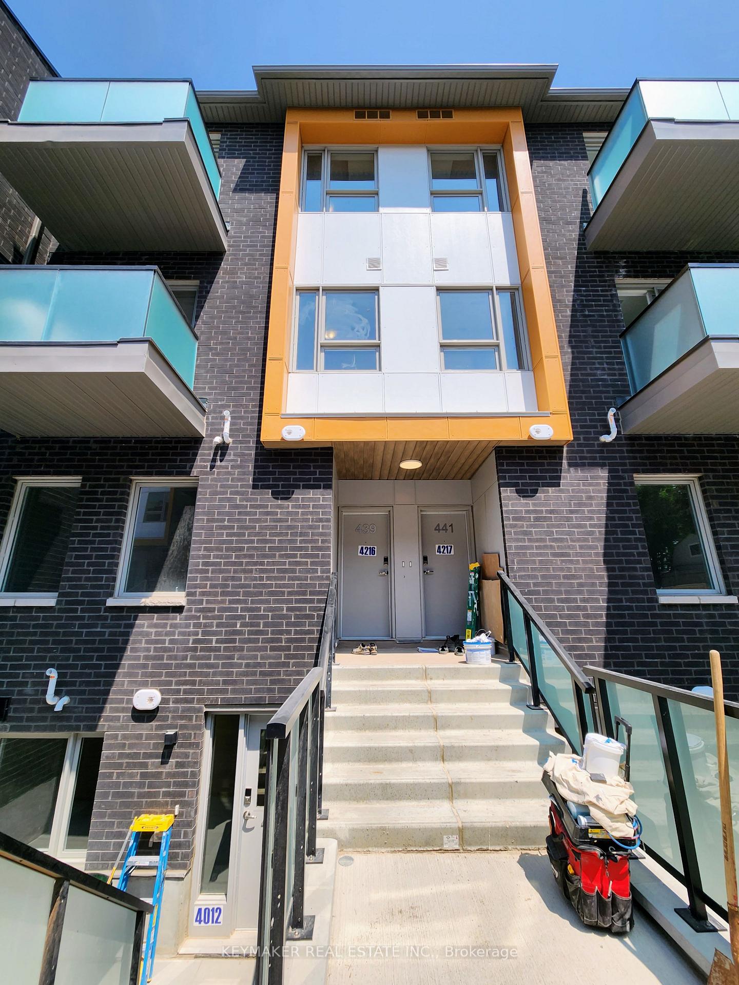2789-eglinton-avenue-e-toronto-scarborough-ontario-e13725906
