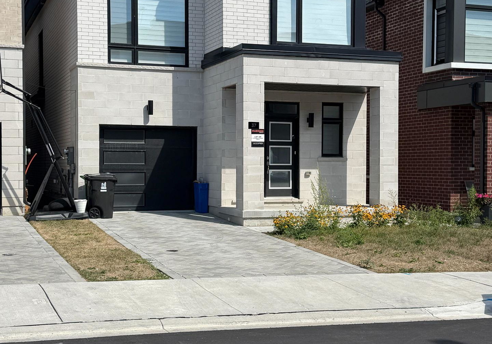 37-danielle-moore-circle-toronto-scarborough-ontario-e13726380