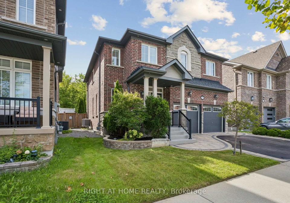 26-bignell-crescent-ajax-ontario-e13726460
