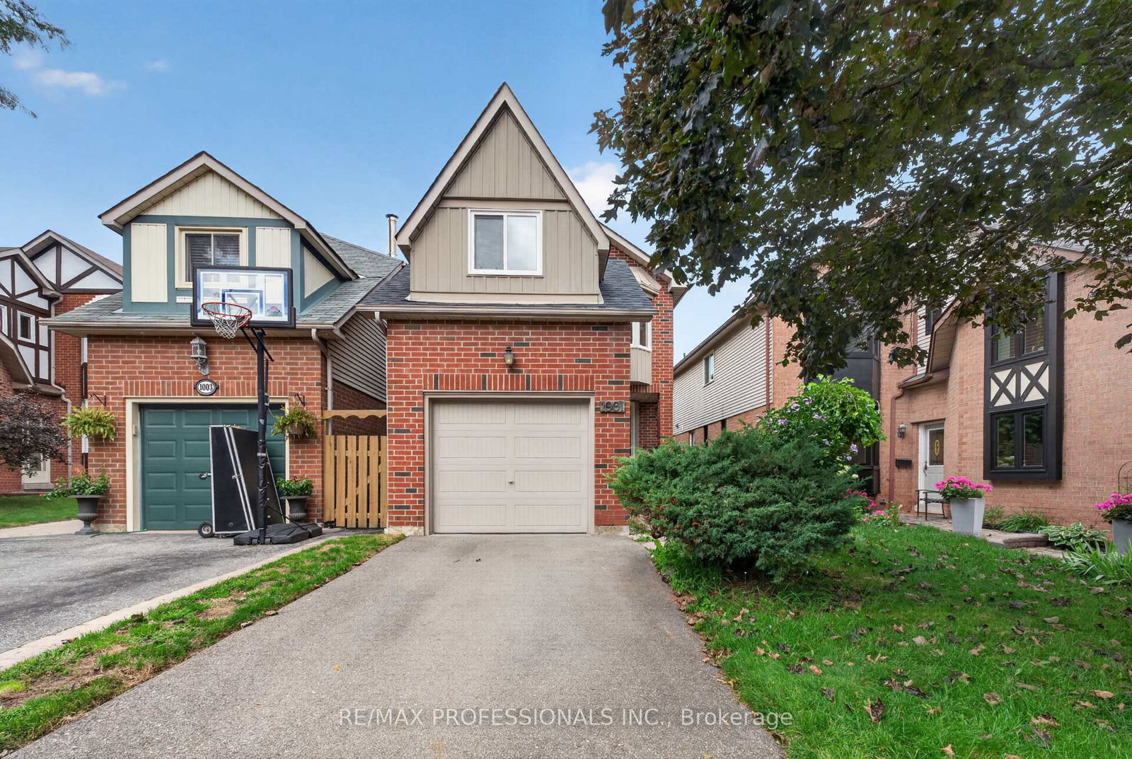 1001-redbird-crescent-pickering-ontario-e13727108