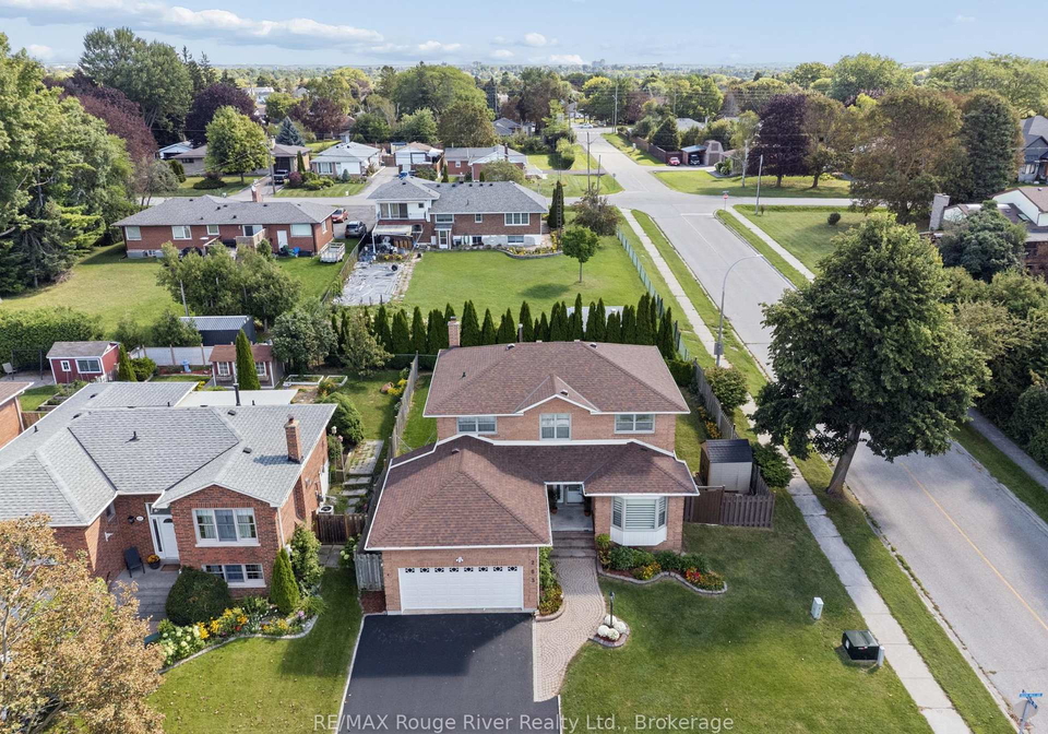 263-glen-hill-drive-whitby-ontario-e13727584