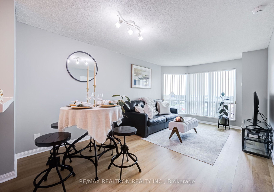 11-lee-centre-drive-toronto-scarborough-ontario-e13727692