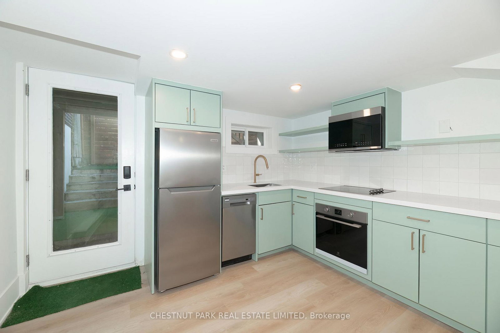 1105-queen-street-toronto-toronto-ontario-e13728110