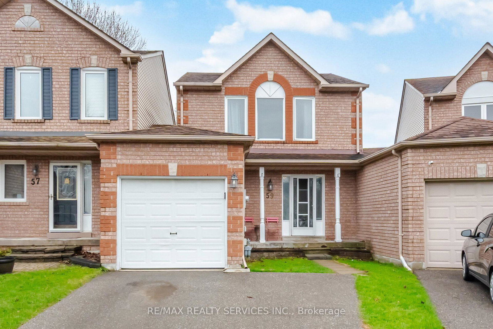 59-fry-crescent-clarington-ontario-e13728186