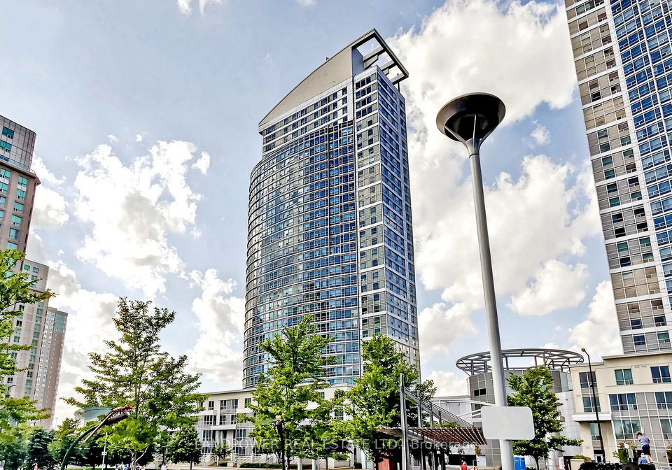 36-lee-centre-drive-toronto-scarborough-ontario-e13728808