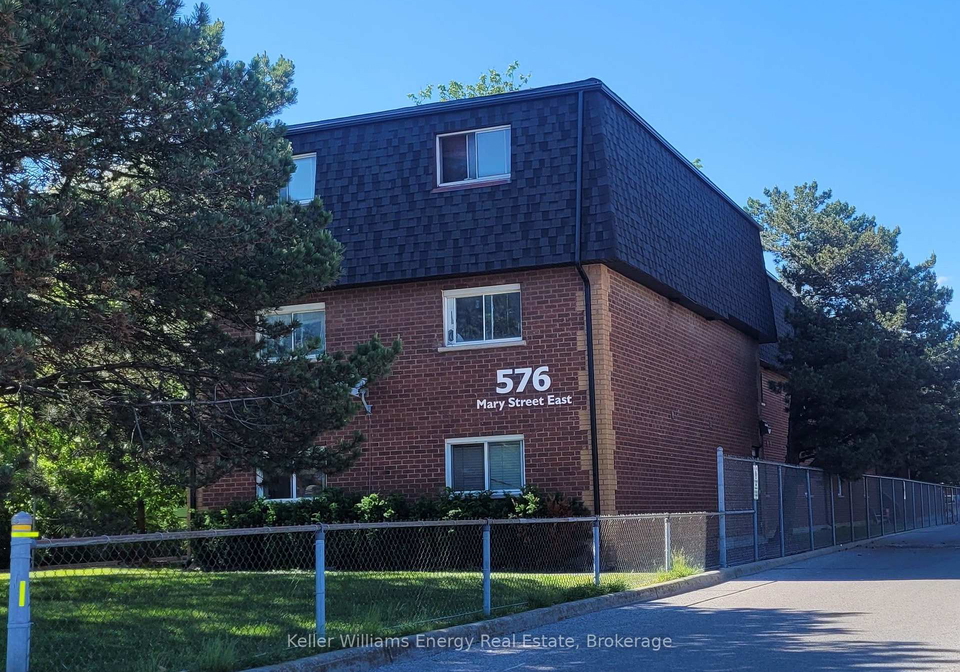 576-mary-street-e-whitby-ontario-e13729192