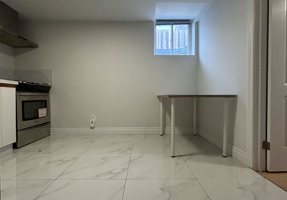91-bushmills-square-toronto-scarborough-ontario-e13729274