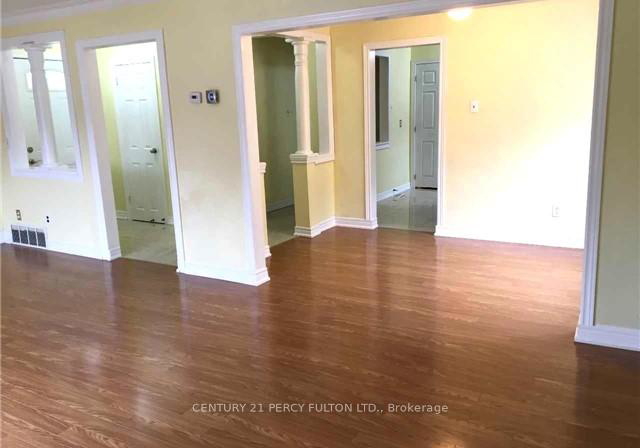 86-lynvalley-crescent-toronto-scarborough-ontario-e13730102