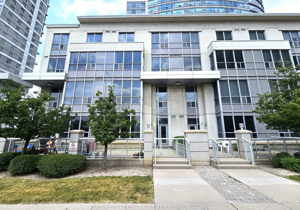 38-lee-centre-drive-toronto-scarborough-ontario-e13730532