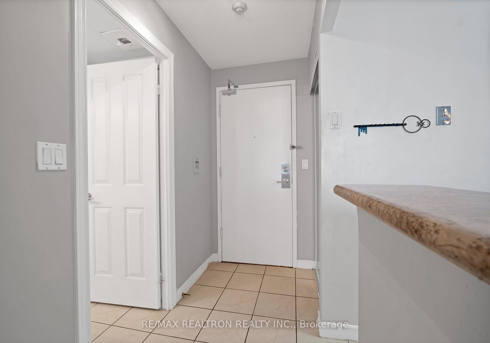 68-corporate-drive-toronto-scarborough-ontario-e13730652