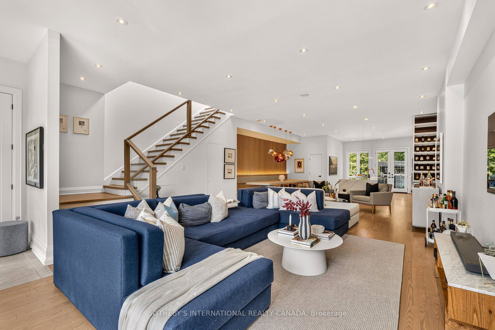 1572-dundas-street-e-toronto-toronto-ontario-e13731638