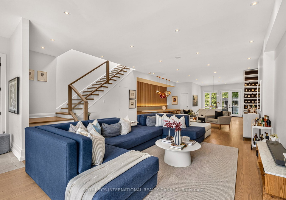 1572-dundas-street-e-toronto-toronto-ontario-e13731638