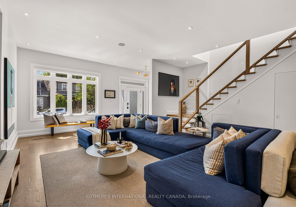 1572-dundas-street-e-toronto-toronto-ontario-e13731638
