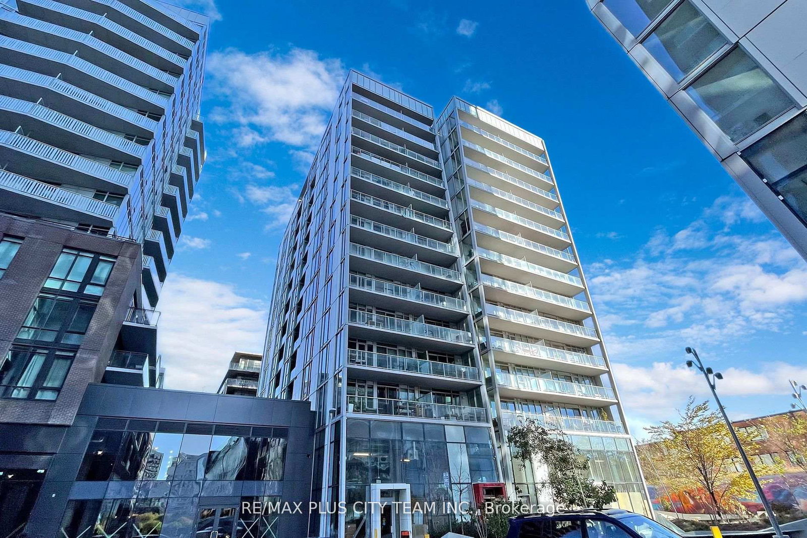 25-baseball-place-toronto-toronto-ontario-e13732036
