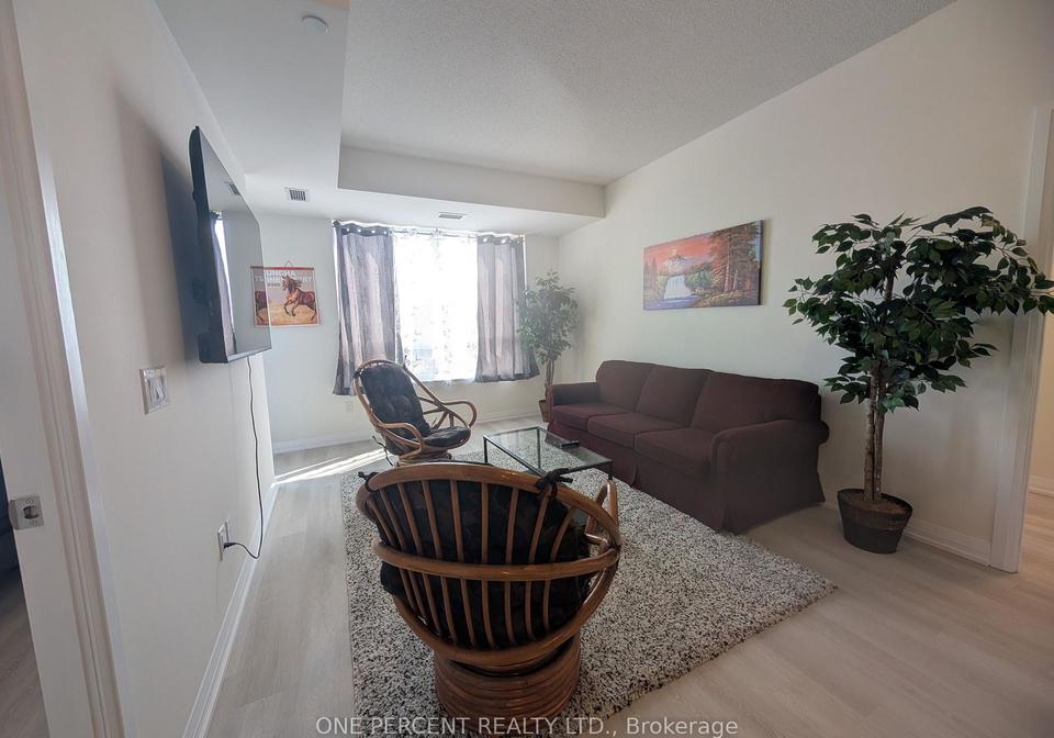 3270-sheppard-avenue-e-toronto-scarborough-ontario-e13732396