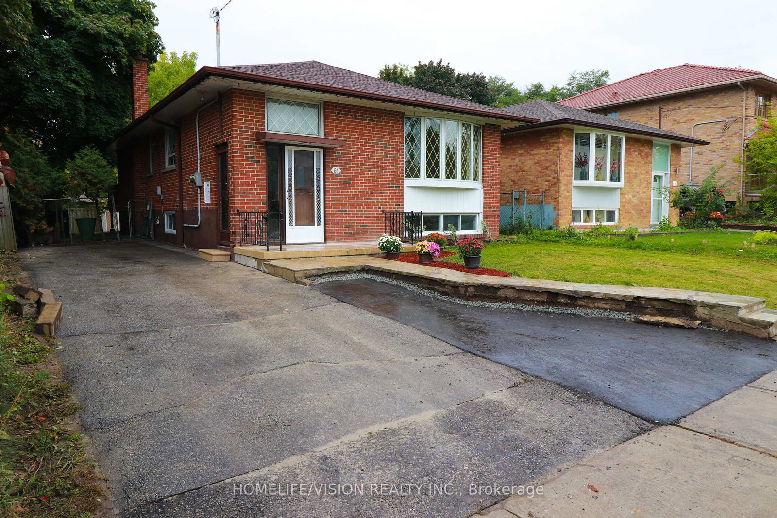 61-lewiston-road-toronto-scarborough-ontario-e13732472