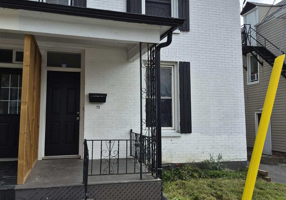 13-brock-street-e-oshawa-ontario-e13732830
