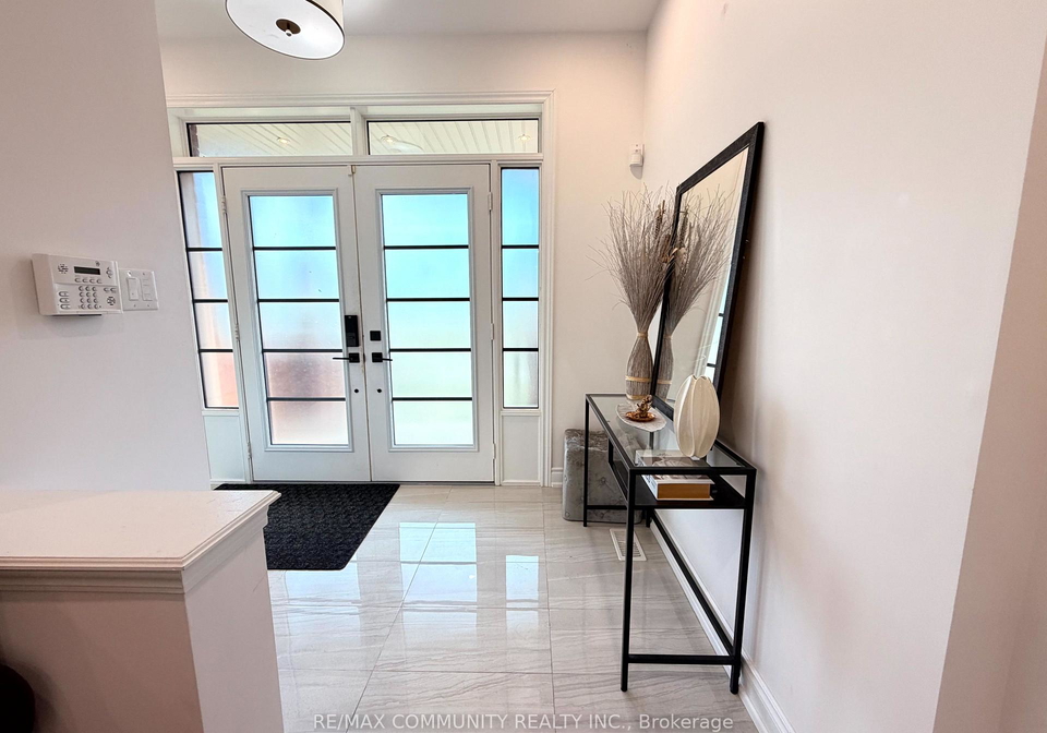 2557-bandsman-crescent-oshawa-ontario-e13732852