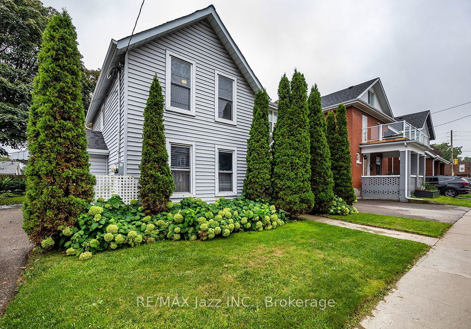 97-adelaide-avenue-e-oshawa-ontario-e13733472