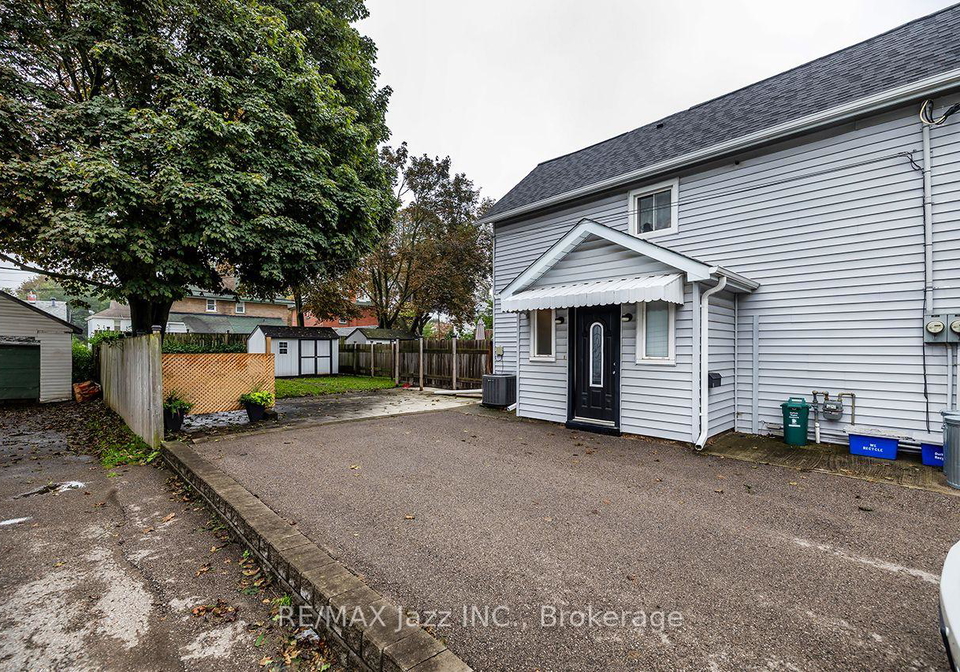 97-adelaide-avenue-e-oshawa-ontario-e13733472