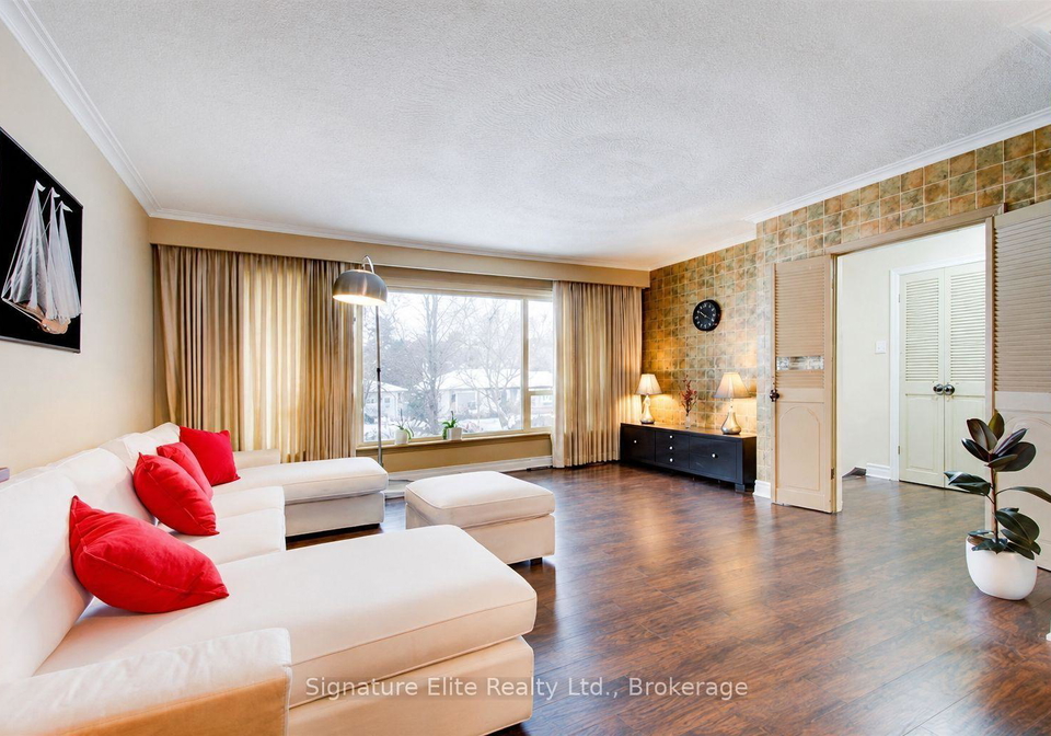 12-burnview-crescent-toronto-scarborough-ontario-e13733550