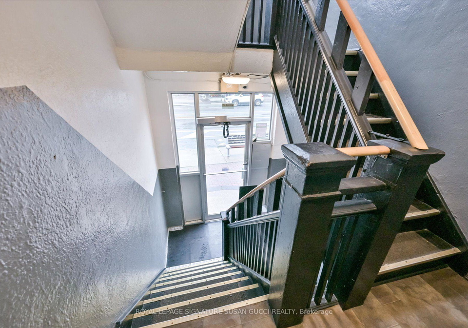 1169-danforth-avenue-toronto-toronto-ontario-e13734212